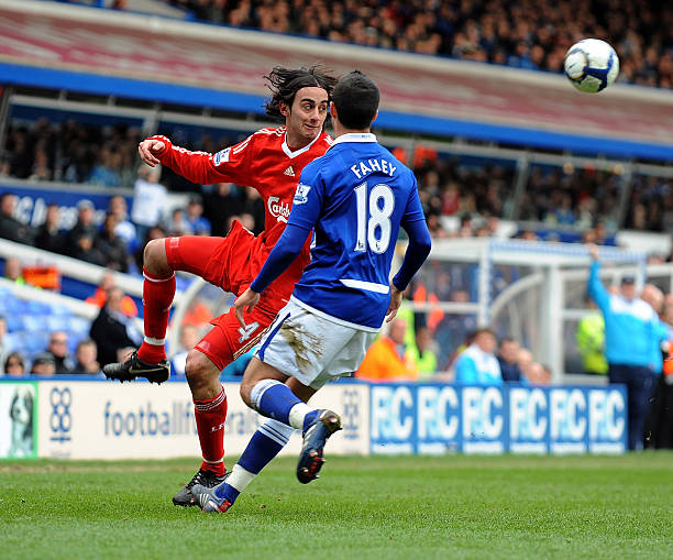 由于勇士本 由于勇士本